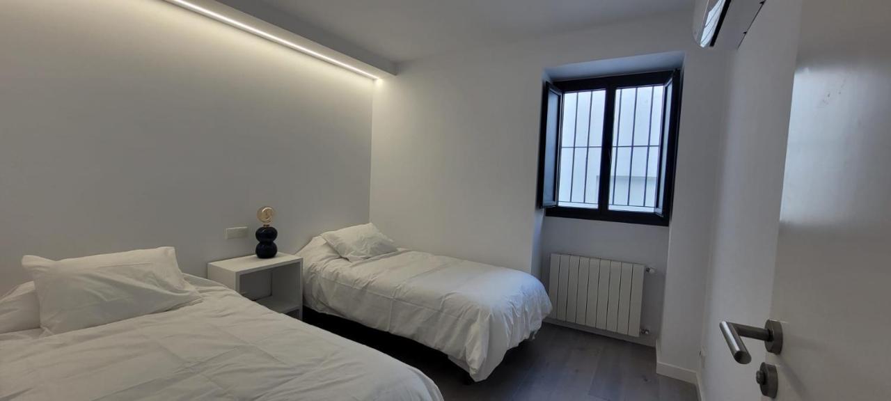 Cozy & Modern Apartment Hombre De Piedra Sevilla Exteriér fotografie